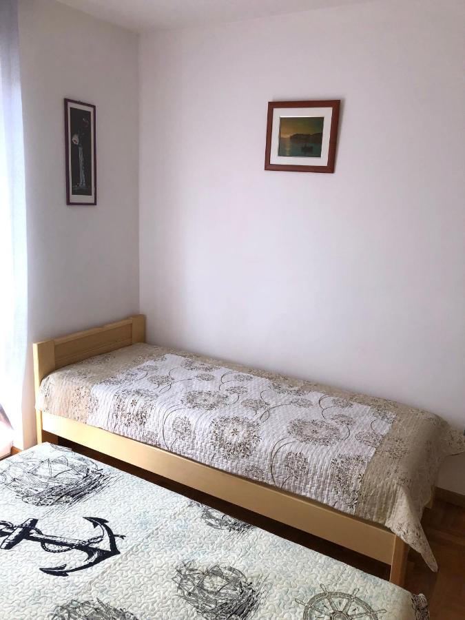 Vito & Rocco Apartment มาลินสกา ภายนอก รูปภาพ
