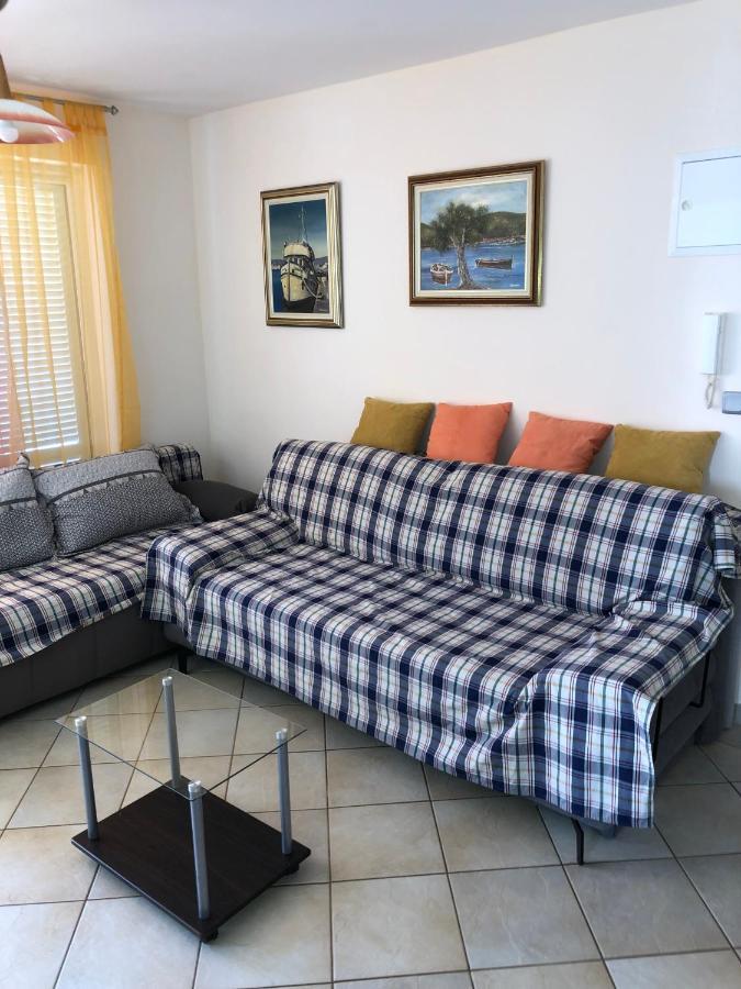 Vito & Rocco Apartment มาลินสกา ภายนอก รูปภาพ