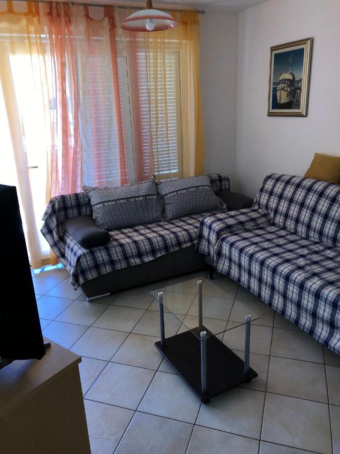 Vito & Rocco Apartment มาลินสกา ภายนอก รูปภาพ